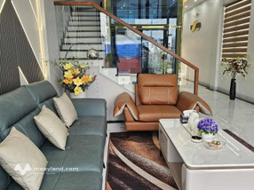 Bán nhà 4 tầng có thang máy tại khu đô thị Cao Thắng, Cẩm Phả, Quảng Ninh