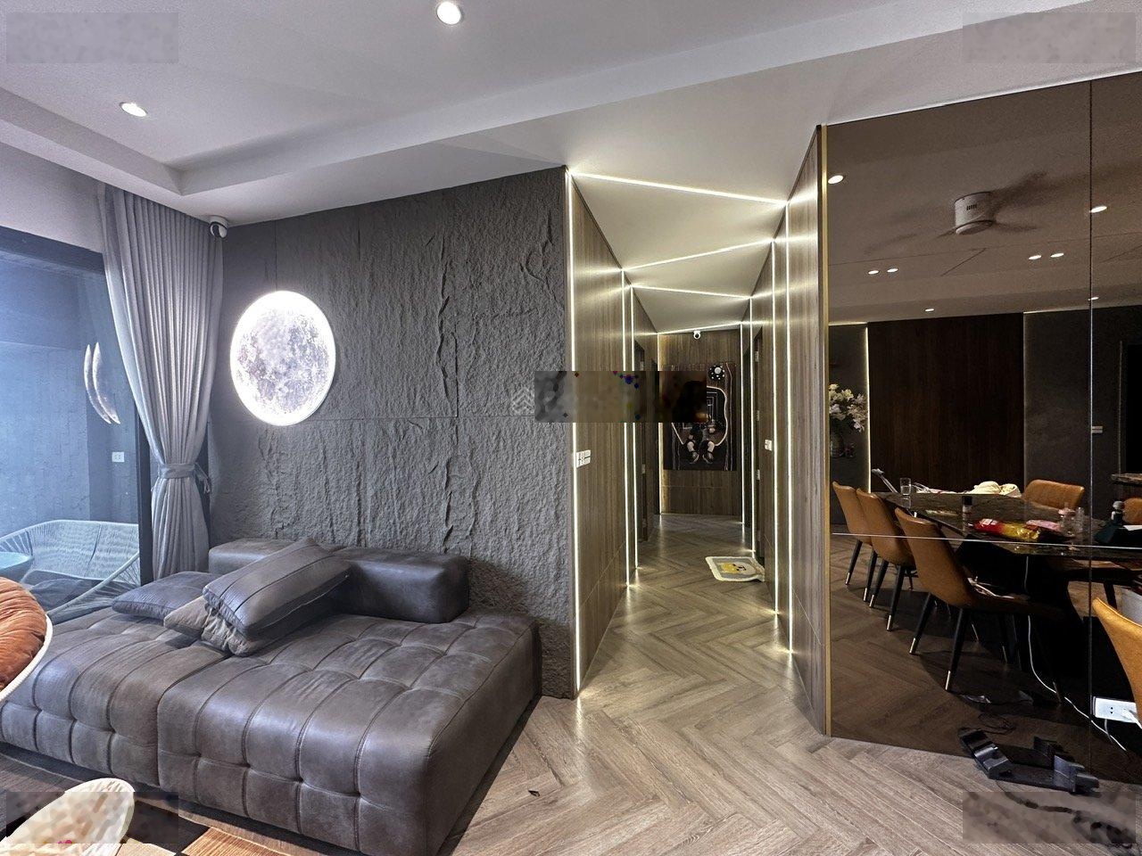 Bán gấp căn góc 143m2 ko đồ siêu rẻ 9 tỷ HPC Landmark