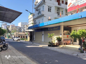 21,5 tỷ bán gấp khách sạn 3 tầng 18 phòng đường Mai Thúc Loan đất: 13x22,5=295m2. Cách biển 150m