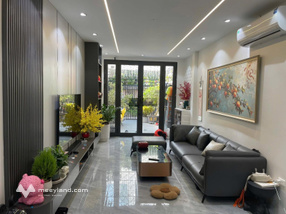 Bán gấp căn hộ tập thể Giảng Võ Đê La Thành | lô góc 4 mặt thoáng | ô tô đỗ cửa