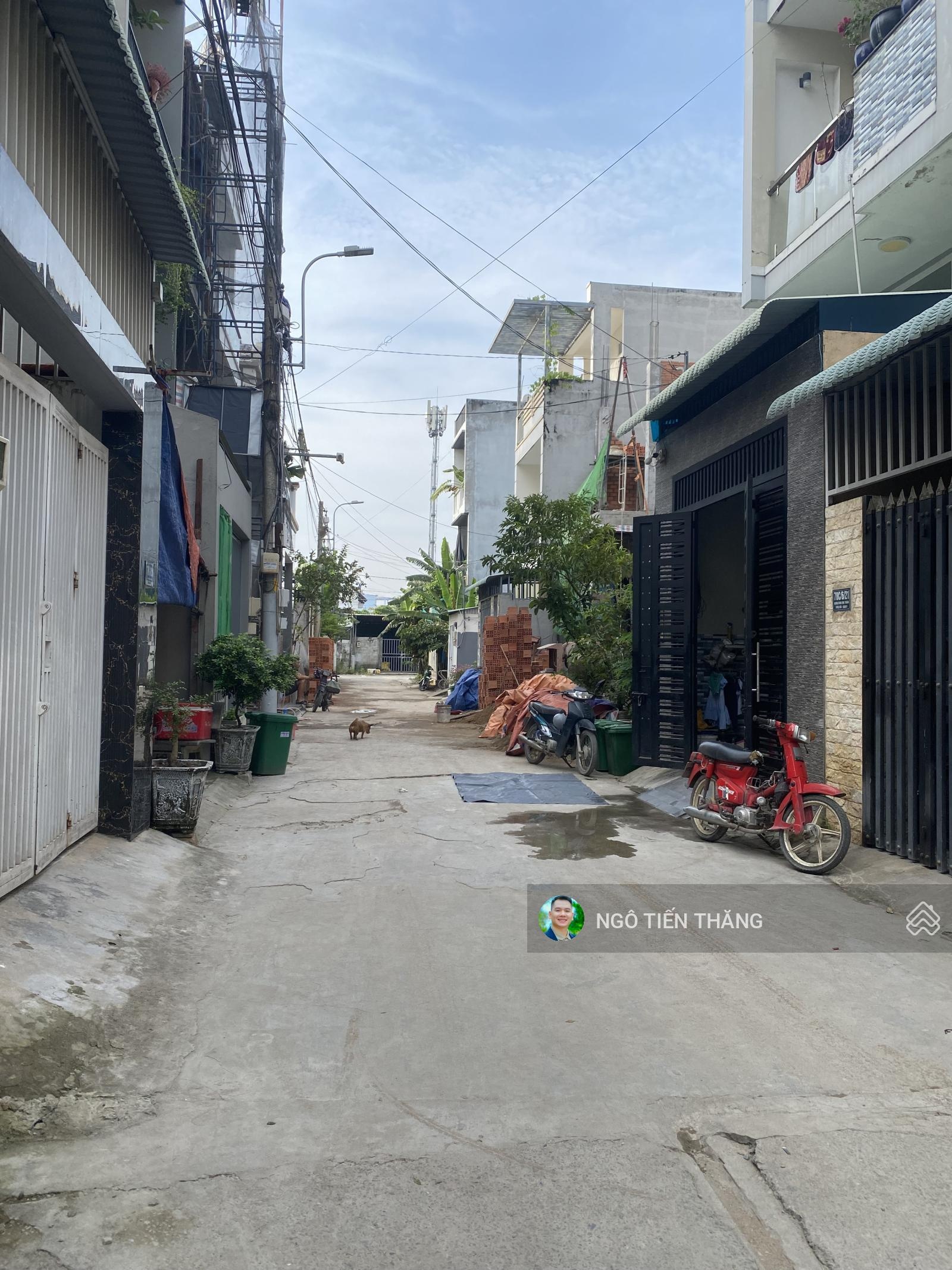 Bán nhà 3 tầng hẻm ô tô sát đường Liên Phường - dự án The Global City - Quận 9