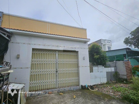 NHÀ C4 TRUNG TÂM XÃ TAM PHƯỚC -LONG ĐIỀN- BRVT CŨ Diện tích 5x25-128m sẵn 80m thổ cư