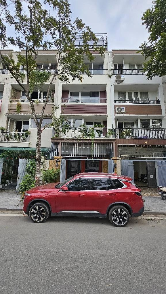 Nhà phân lô mỗ lao- 43m- 6 tầng- thang máy- oto tránh- mặt tiền 4m- chỉ 1x tỷ