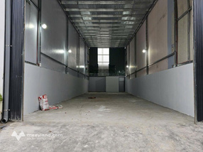 Kho mới 120m đường xe tải sau Trung Tâm Thương Mại Gigamall Phạm Văn Đồng