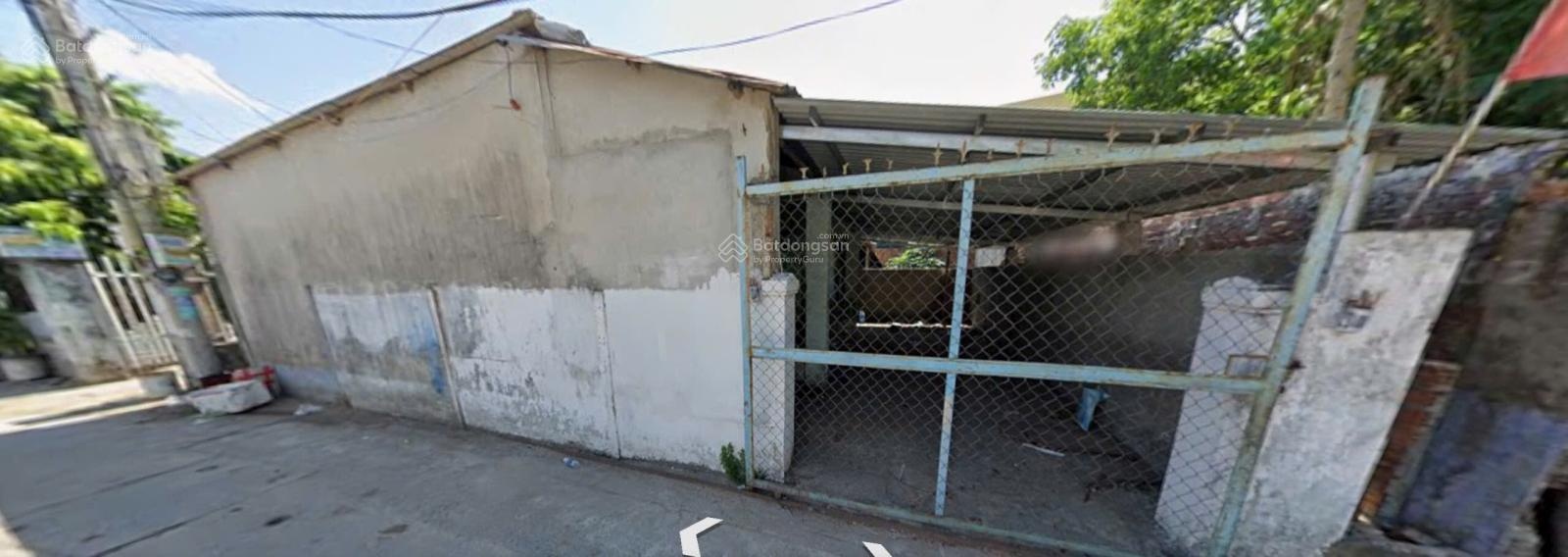 Chính chủ bán đất tặng nhà cấp 4 DT 158 m2, mặt tiền 11m, đường vào 4m, giá tốt 2,45 tỷ