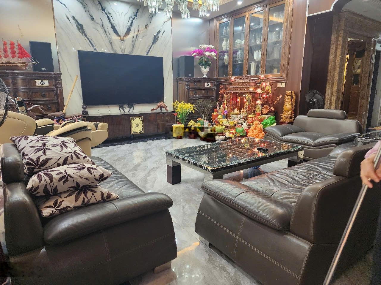 Bán nhà lô góc mặt phố Ao Sen, 96m2, MT 6m, kinh doanh tốt tại Mỗ Lao, Hà Đông, Hà Nội