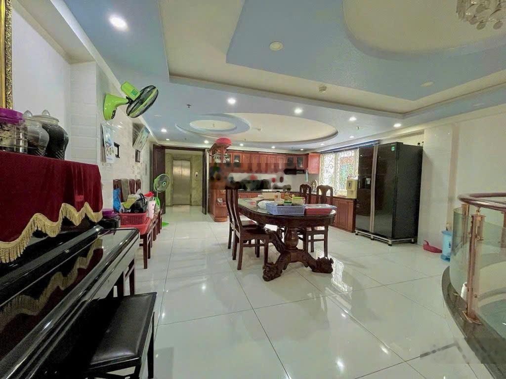 Nhà Quang Trung P.8 vào 1 trục