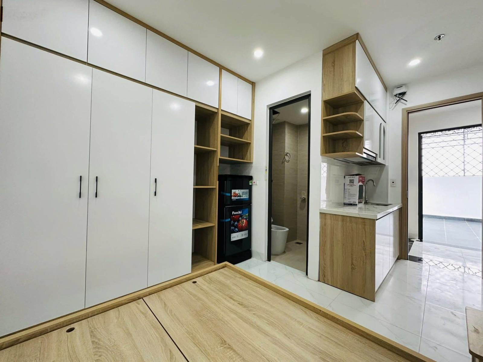 Bán Tòa CCMN Phú Diễn-70m2x7 Tầng- 22 Phòng- Xây mới- Giá 23.5 Tỷ