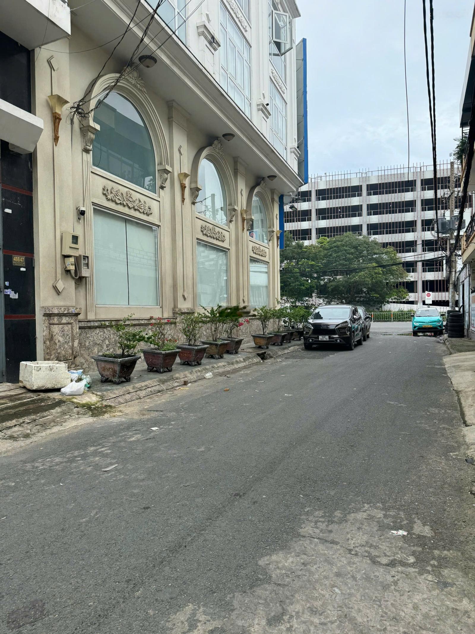 Bán nhà Hẻm 466 Tân Kỳ Tân Quý (thông ra AEON Mall): 4x19m vuông, 2 Lầu, Giá 10.5 tỷ