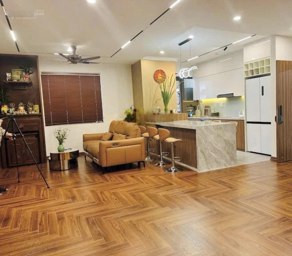 Bán căn hộ K35 Tân Mai, Hoàng Mai tòa NO1B DT: 96.5m2 3 ngủ, 2 vệ sinh, giá 9,4 tỷ LH 0983873848