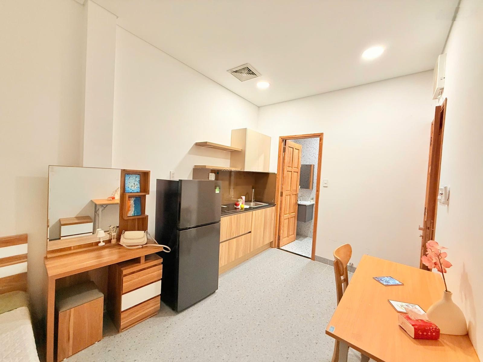 Cho thuê phòng đường Hoàng Sa Q3 gần CẦU BÔNG - CV LÊ VĂN TÁM 27m2