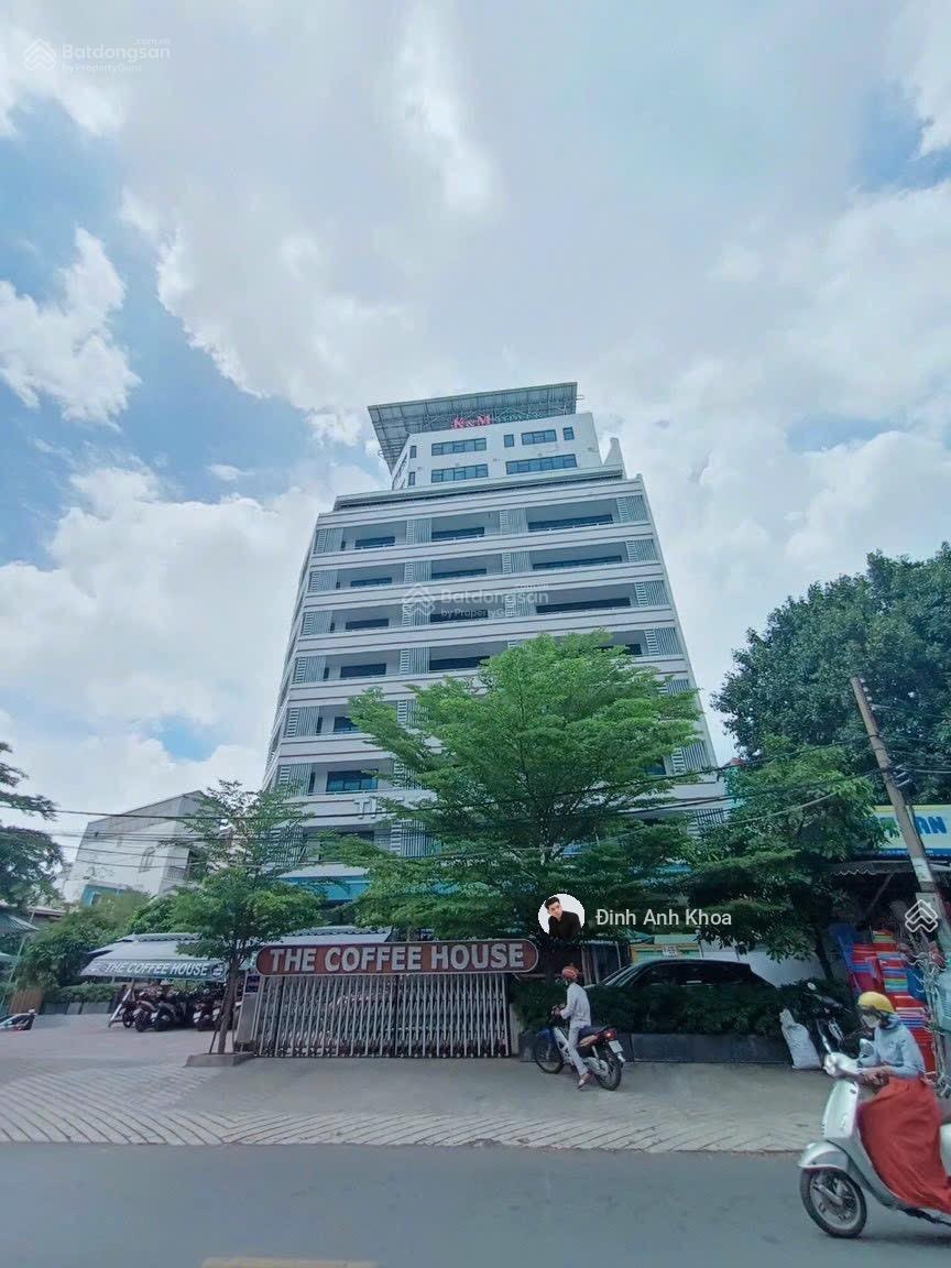 Ngộp bank,chủ cần bán building tại mặt tiền đường ung văn khiêm p25 bình thạnh.dt:40x46m2 giá 330ty