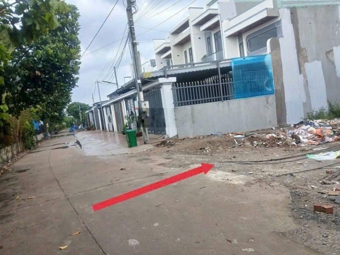 Bán đất sổ hồng riêng chính chủ tại phường Tân Triều. Dt: 144m2 giá chỉ 1.1tỷ