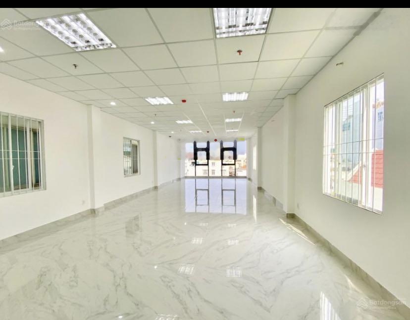 Cho thuê nhà Mặt tiền đường Quận 1 - Lê Thị Hồng Gấm, Nguyễn Thái Học.