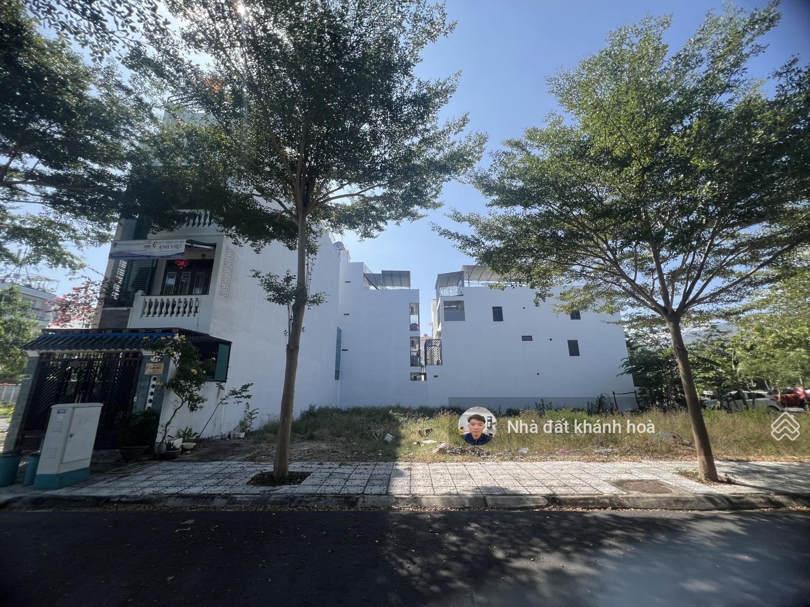 Cần bán đất khu đô thị An Bình Tân Nha Trang - sổ hồng sang tên - Đường T15