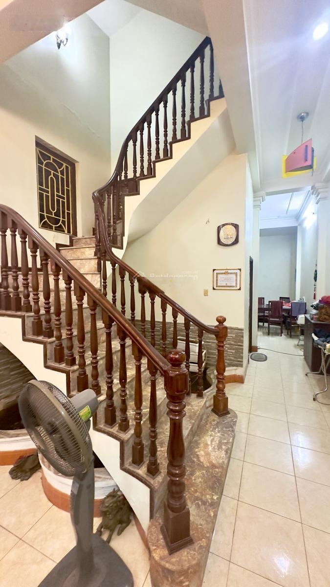 Cực vip - phân lô - ô tô - bán đất tặng nhà - 2 mặt ngõ - kinh doanh - văn phòng - an ninh cực tốt