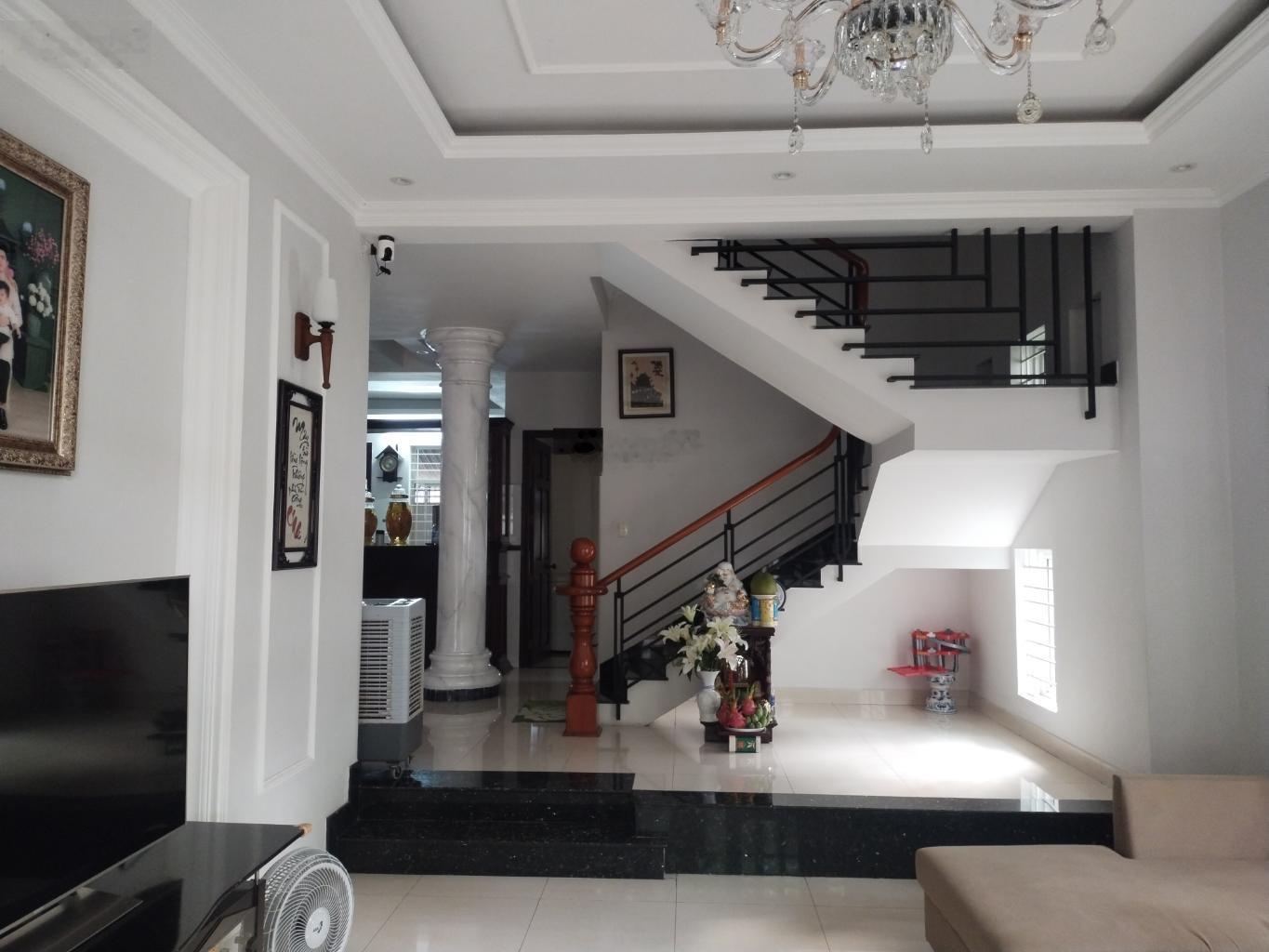 Mặt Tiền Dương Quảng Hàm, gần Nguyễn Thái Sơn, Bệnh Viện 175, Sân Bay TSN, 60m2, 4x15m, 4T, 6PN