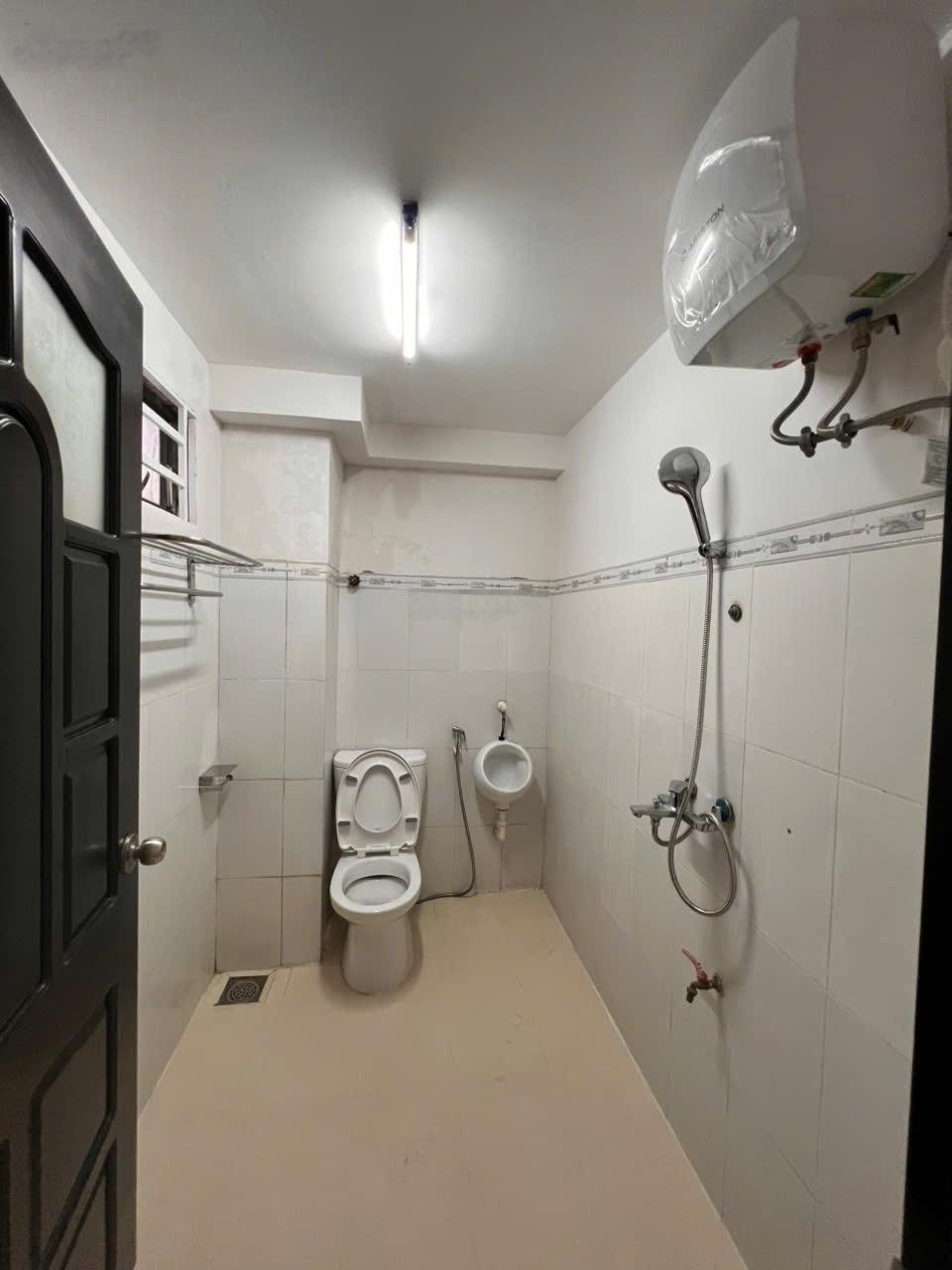 Bán nhà 3 tầng đẹp Mt đường 15m Nguyễn Thị Định, khua sầm uất, , gần chợ, Sơn Trà