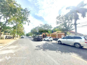 Bán nền biệt thự đường Nguyễn Hữu Cầu, gần Ros Resort & Vạn Phát Riverside, 20m x 28m giá 18 tỷ