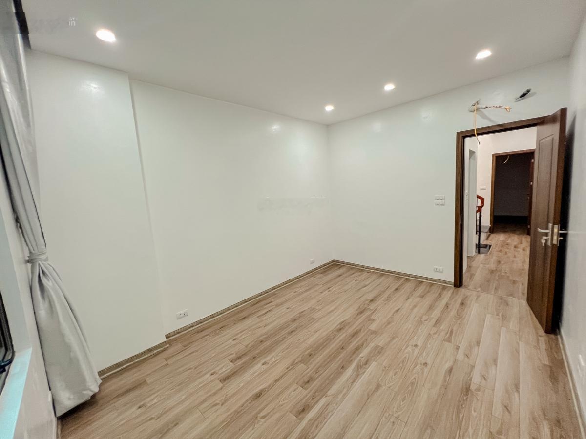 Đẹp Khủng Khiếp! Bạch Mai, lô góc 3 thoáng, 20m ra ô tô tránh, gần trường học, ngõ thông, 52m2*5T