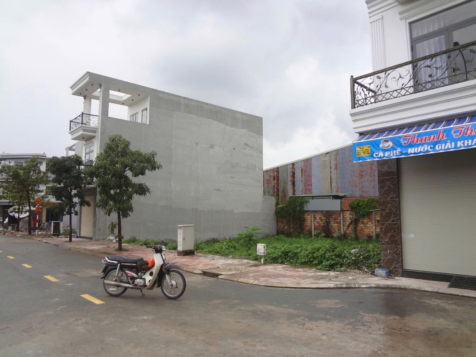 2.5 tỷ/ Bán đất đường chính KDC Lê Phong gần ngã tư Bình Chuẩn, p.Bình Chuẩn Tp.Thuận An