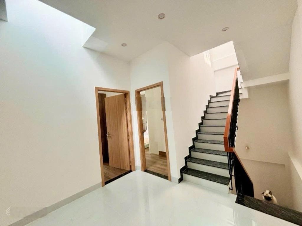 Siêu phẩm 3 tầng + lửng mặt tiền cẩm nam 1, hòa xuân cẩm lệ, có tl