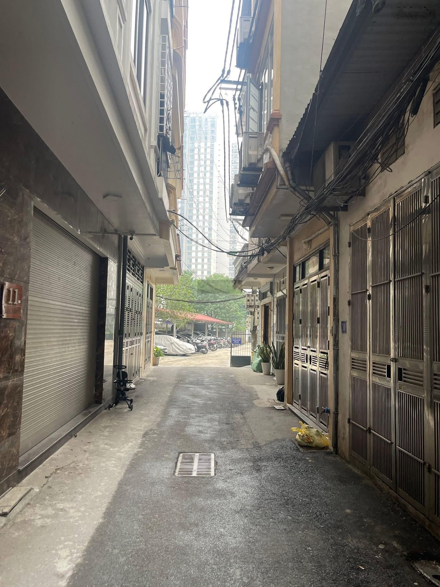 Chính chủ bán nhà 2 tầng đường Trung Văn