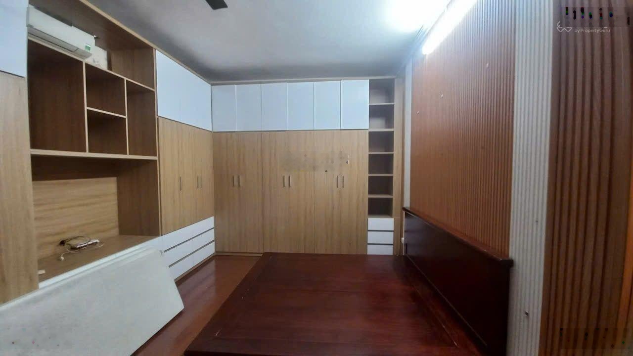 RẺ NHẤT ĐỐNG ĐA, 40m x 4 tầng hơn 5 tỷ , vài bước ra phố,nhà xây chắc chắn.