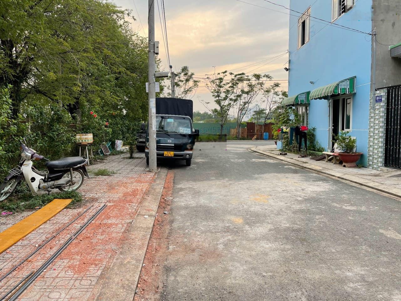 Lô đất hẻm 188 lò lu - cạnh chung cư - giá tốt