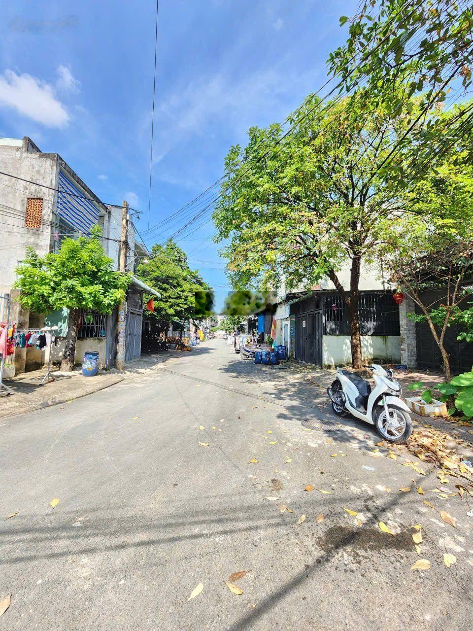 Bán nhanh lô đất ngay gần nguyênx tri phương - 4.3 tỉ 5x20. đường oto kinh doanh. lh 0902946533