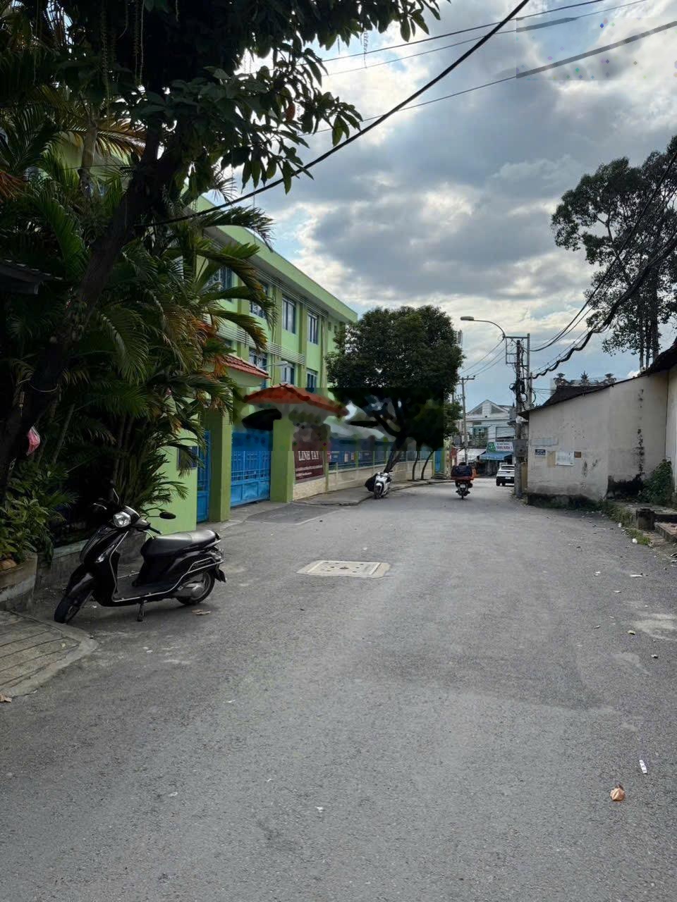 Bán 94m2 đất thổ cư, đường rộng 10m, mặt tiền kinh doanh nhiều ngành nghề