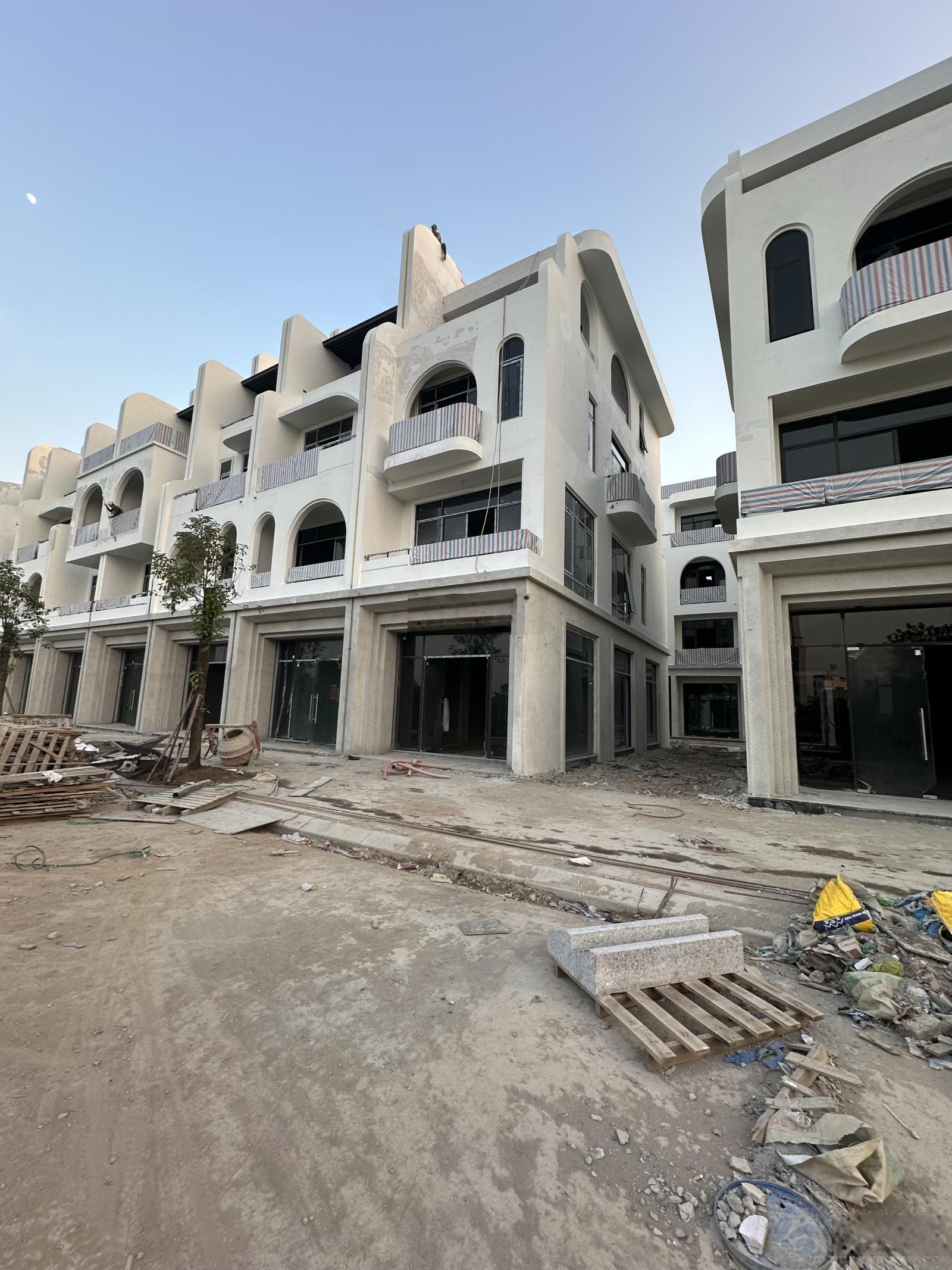 Chính chủ tôi bán liền kề 4.07 xe khe Vaquarius Văn Giang, 16,5 tỷ, 120m2, nhiều tiện ích