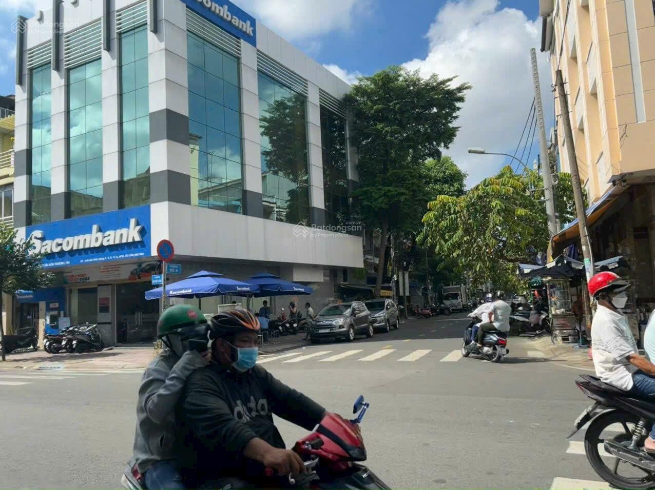 Góc 2MT Tên Lửa (8x15m) hầm 6 lầu HDT 130tr giá 26 tỷ