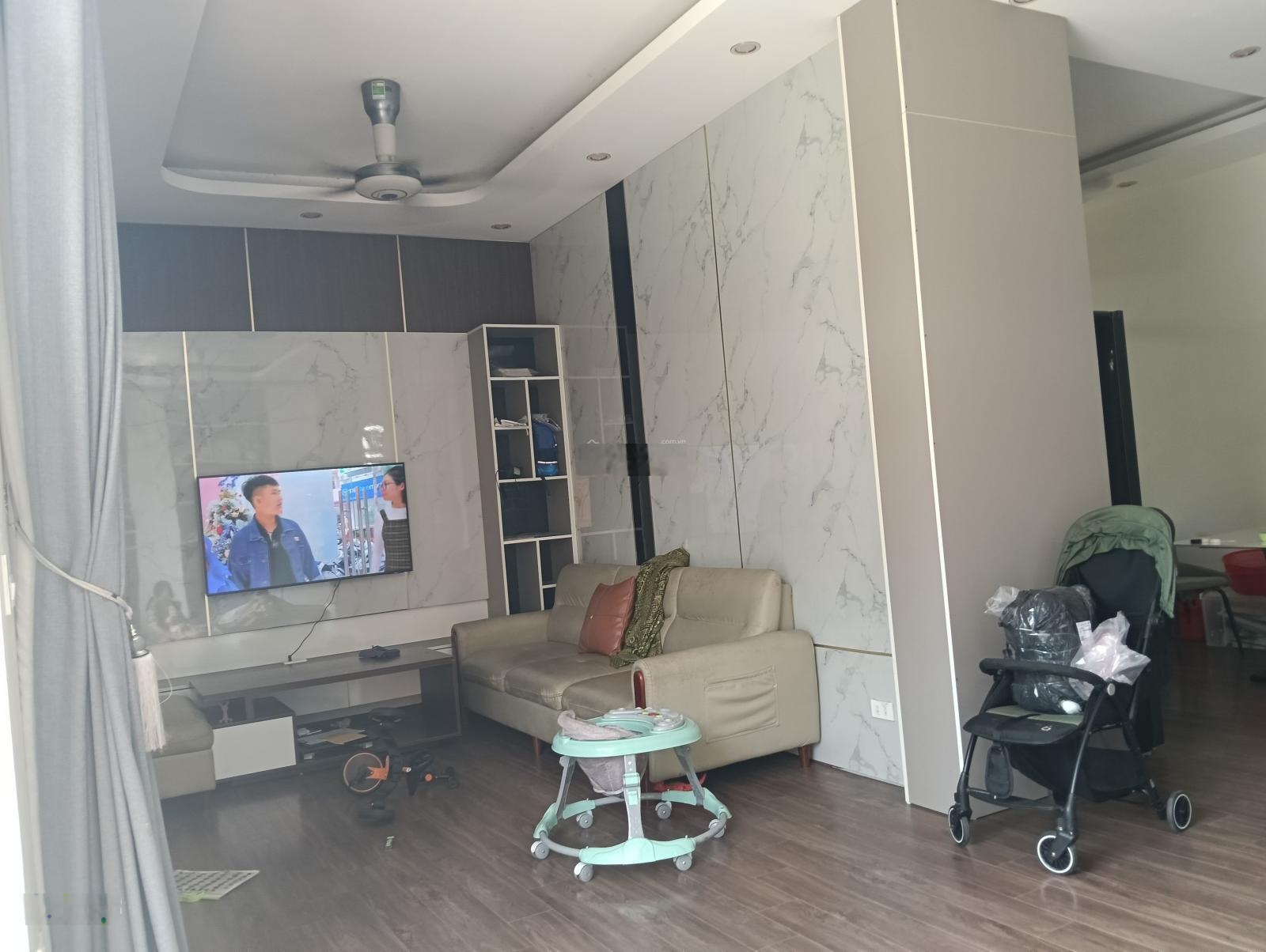 Sẵn nhà 2 tầng + 1 tum 170m2 xã Quang Tiến (Nội Bài) - gần khu công nghiệp giá 5 tỷ