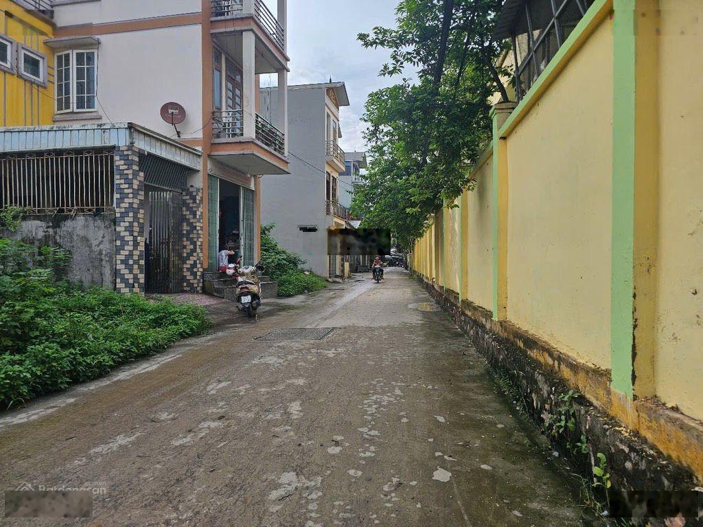 Bán Đất tại Bình Sơn, Chúc Sơn, 5,5 tỷ, 90m2, giá siêu hời