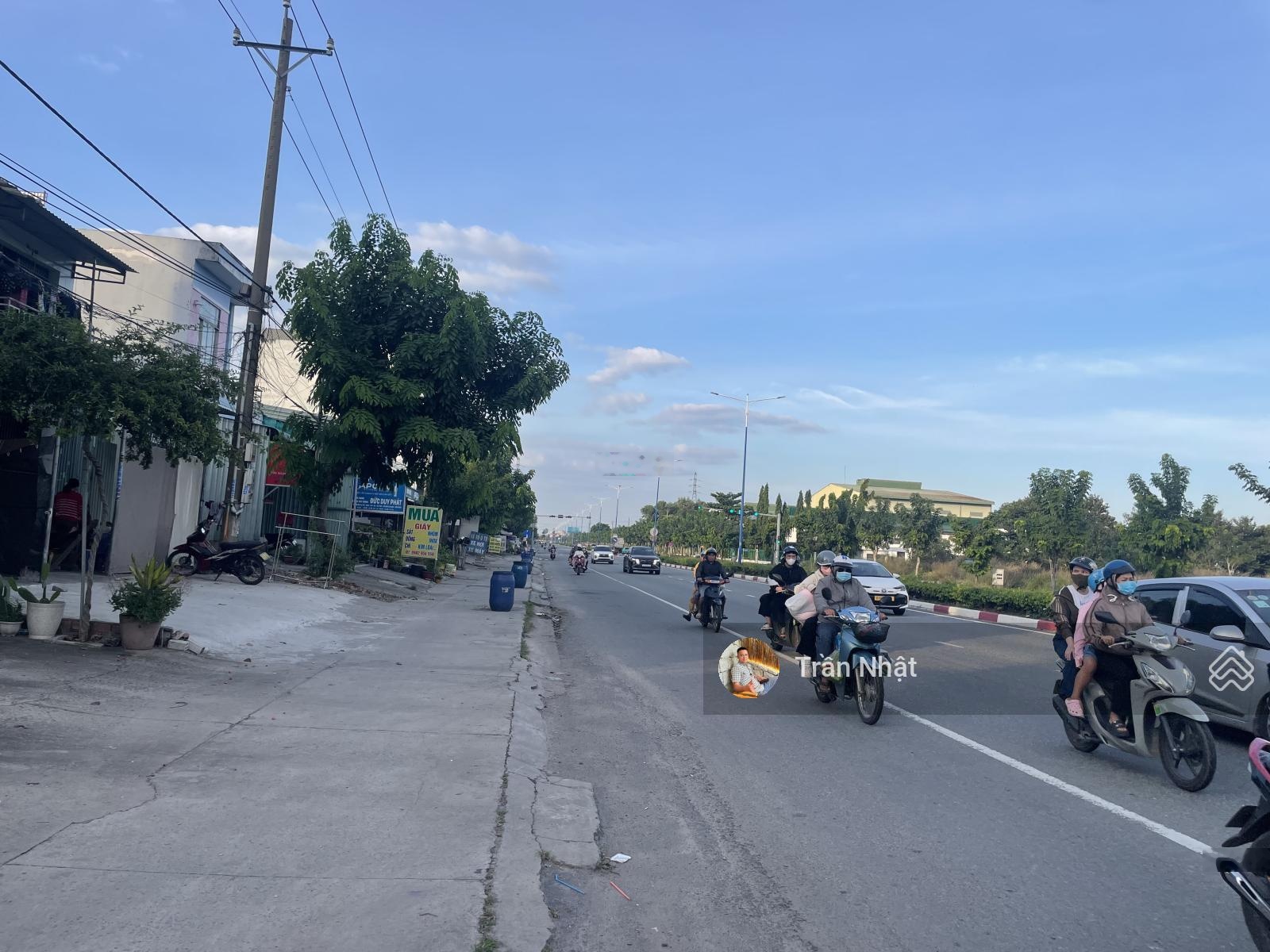 Chính chủ cần bán gấp lô đất mặt tiền đường Tạo Lực 1 ( Điện Biên Phủ ) trung tâm TP Mới giá tốt