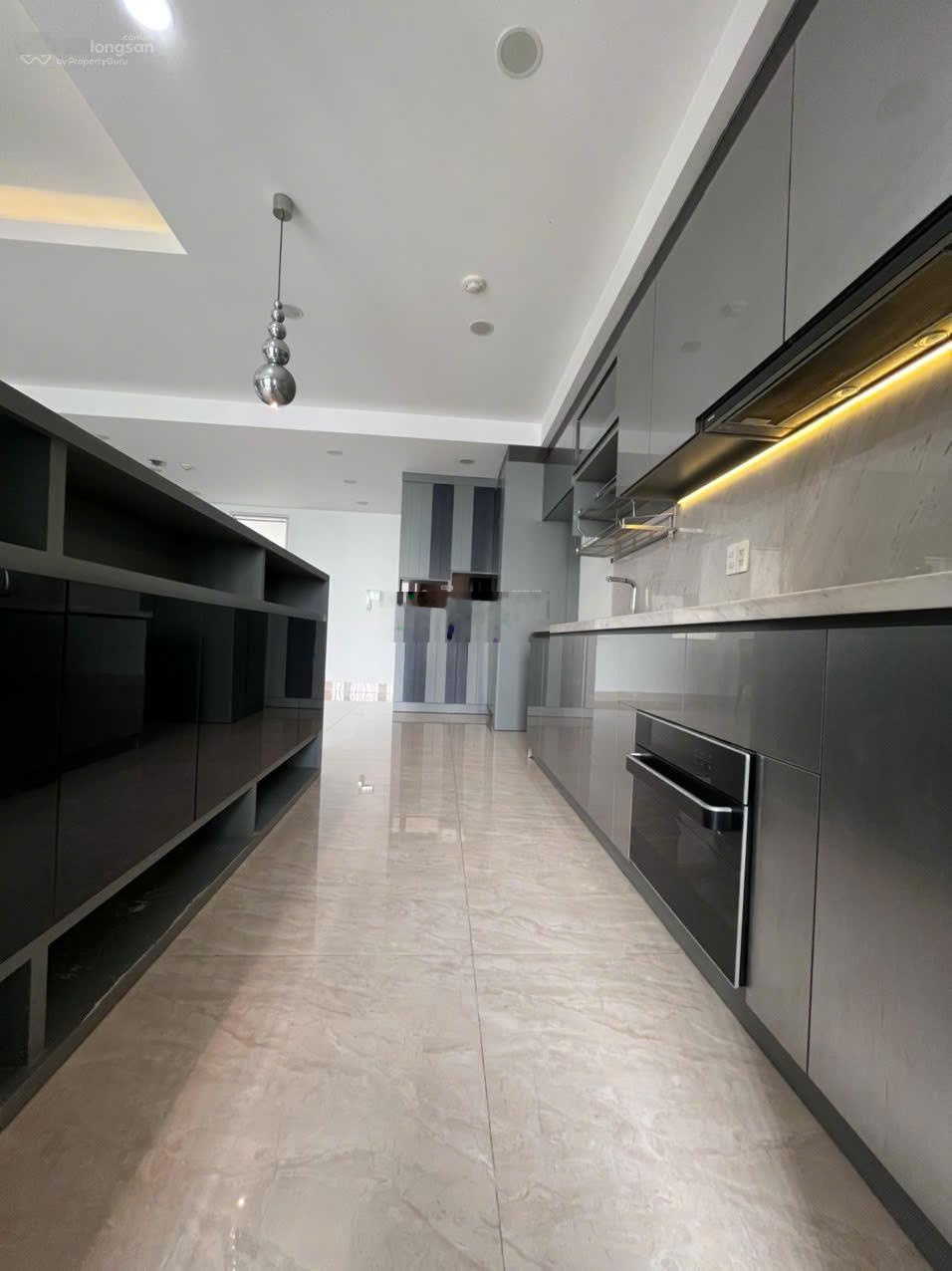 Cho thuê chung cư Sunrise City View, 22 triệu VND, 99 m2, 2PN, 2WC