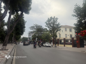 Bán nhà mặt phố Trần Hưng Đạo - hàng quá hiếm phố trung tâm (309m2; mặt tiền: 9,03m) đang cho thuê