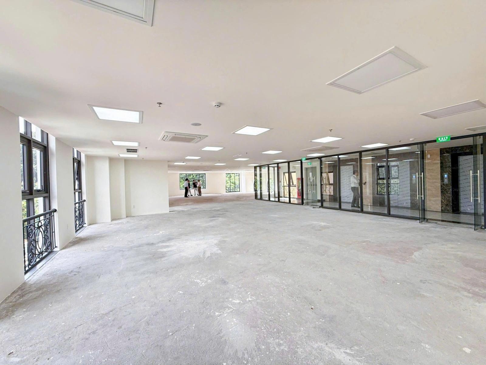 Tòa nhà hạng B - DTSD 3.700m² - Số 154 Nam Kỳ Khởi Nghĩa, phường Bến Nghé, Quận 1 - Cho thuê !!