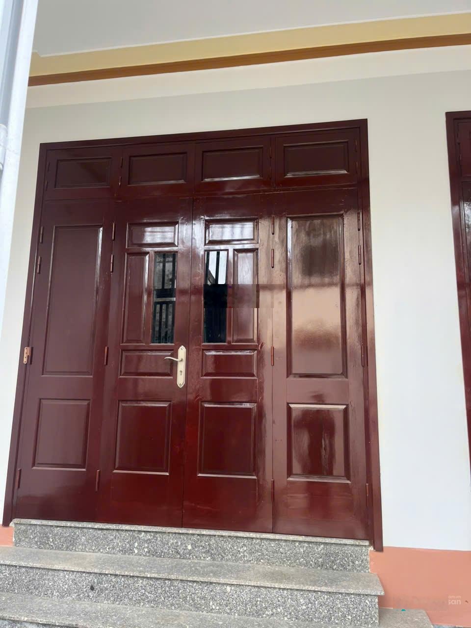 Bán Nhà 3 Tầng dân xây chắc chắn - 6 Phòng Ngủ - Đất Thổ Cư Tại Hiệp Thuận, Phúc Thọ, giá 4.85 tỷ