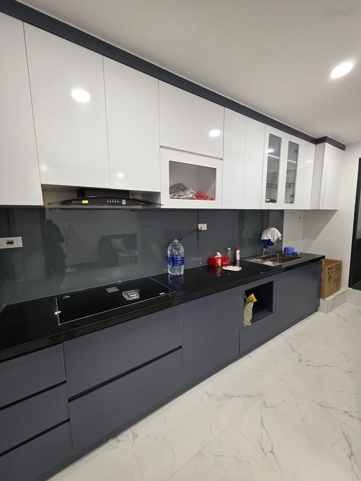 Giá tốt! Bán căn hộ tt 2 ngủ ngay phố Thái Thịnh, đống đa, thoáng sáng, 3 bước chân ra phố