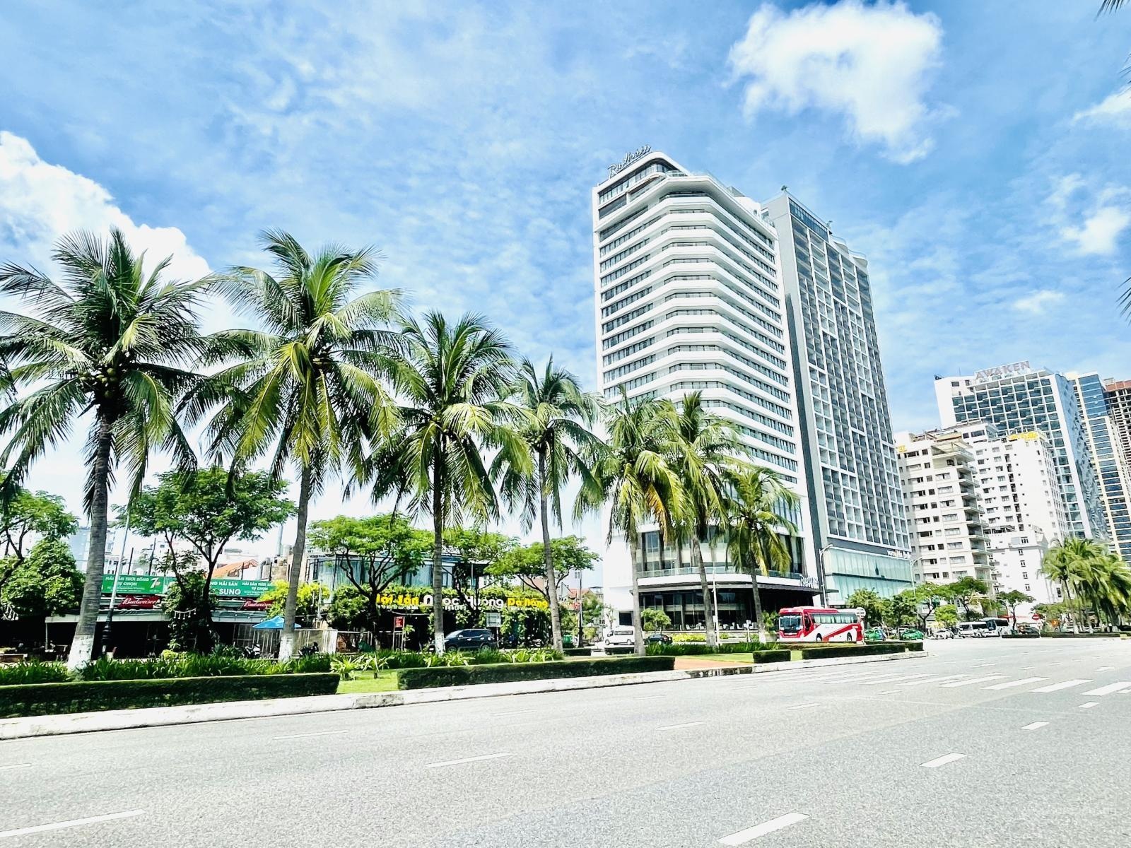 Bán gấp nhà mặt tiền đường Nguyễn Tri Phương, đối diện CV 29/3, Đà Nẵng