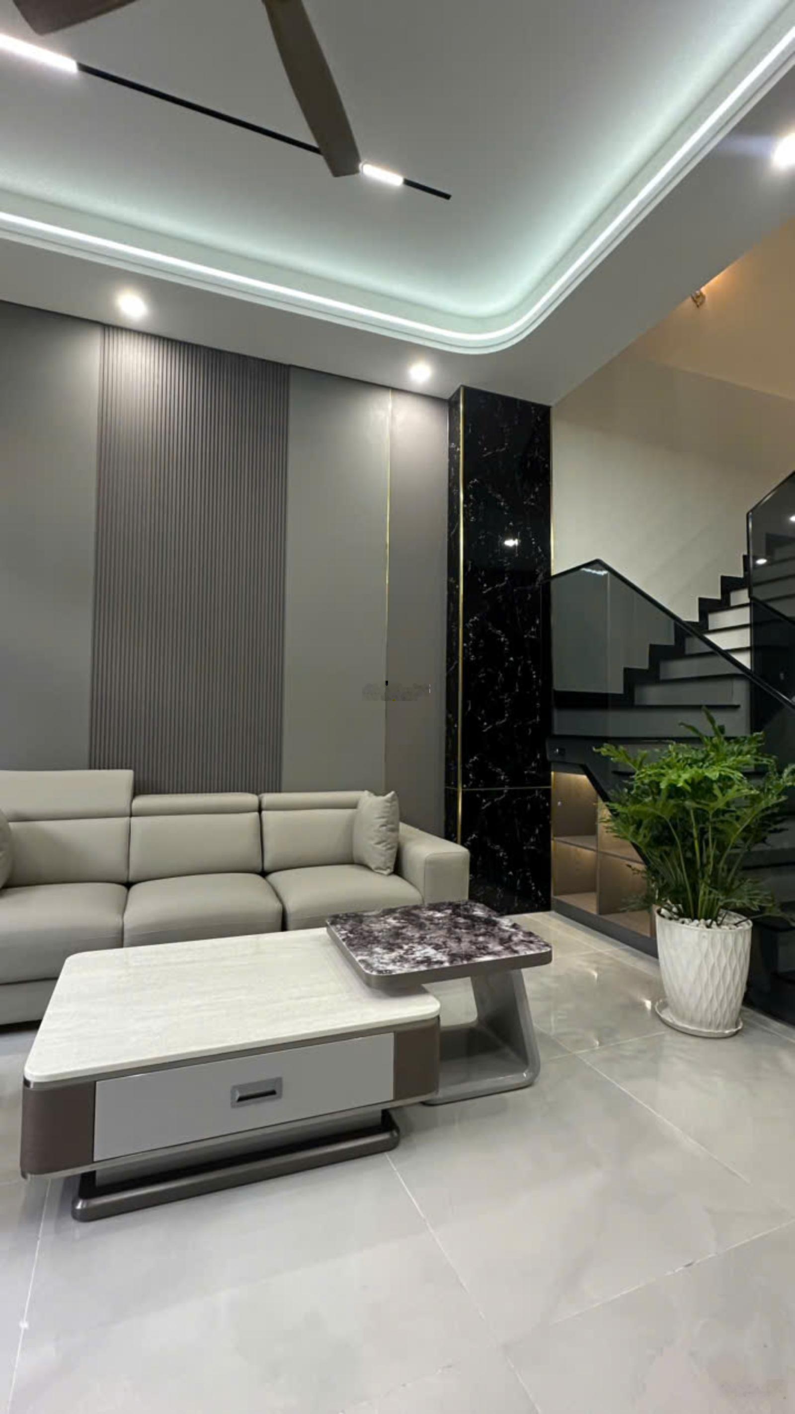 Nhà bán P.Thống Nhất 66m2 nhà 2 lầu 5PN hoàn công 4,9 tỷ 1 xẹc xe hơi Văn Hoa Villas