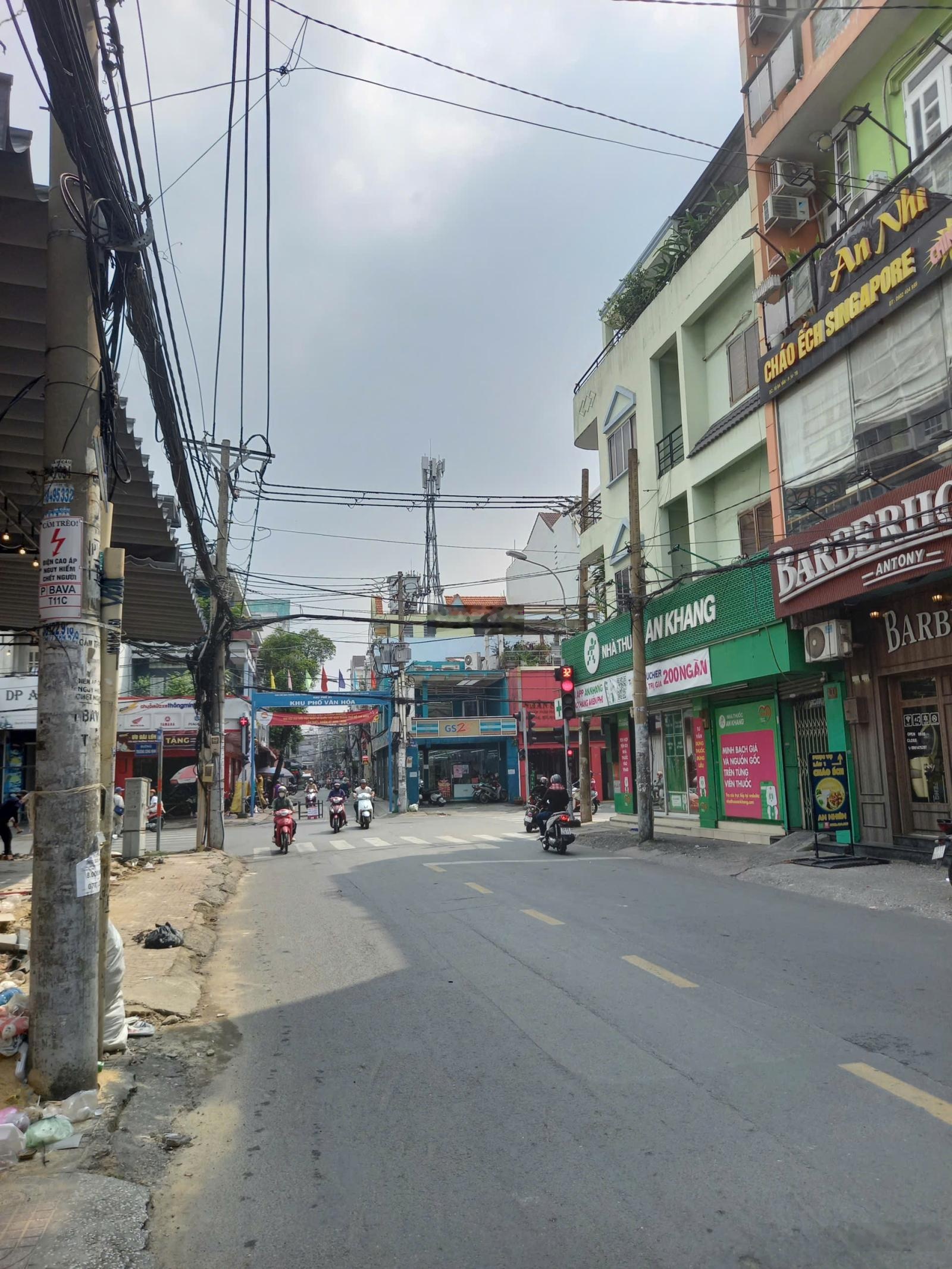 Bán nhà mặt tiền Đường Ba Vân-Phường 14-Quận Tân Bình-DT:4x13-Giá 13,3 tỷ