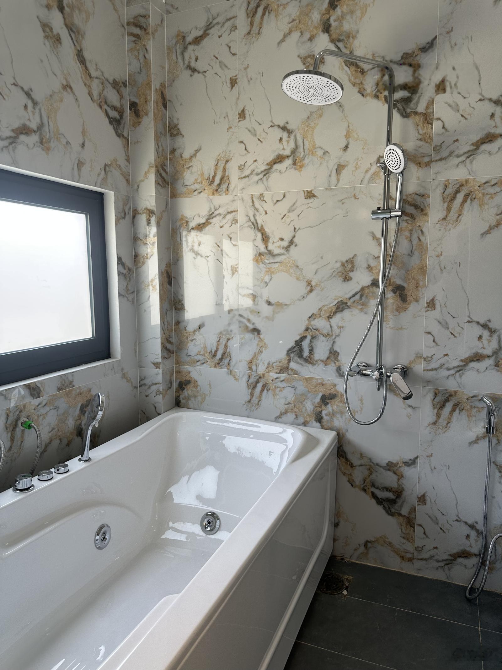 Bán nhà 1 trệt 2 lầu 80m2 full tc nội thất vip - gần đ. phạm văn diêu - đường ô tô - 3,85 tỷ