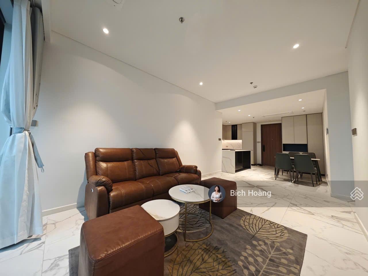 The crest: cho thuê căn hộ 2pn- full nội thất- có bồn tắm- 46 triệu (đã bao vat)