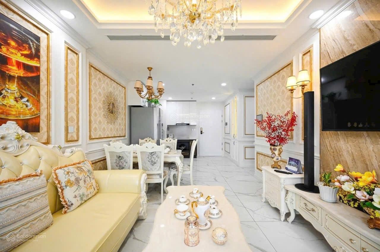 Bán gấp CC Sunshine gấp CC Sunshine Sky City, 6tỷ, 75m2, 2PN, 2WC, nội thất cơ bản tại Q7, HCM