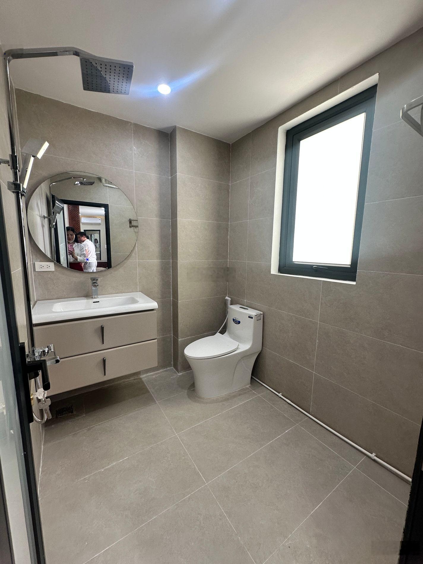 Bán mặt phố kinh doanh 80m2, 4 tầng mặt tiền 9m gara ô tô giá 23,2 tỷ tại Dương Quảng Hàm, Cầu Giấy