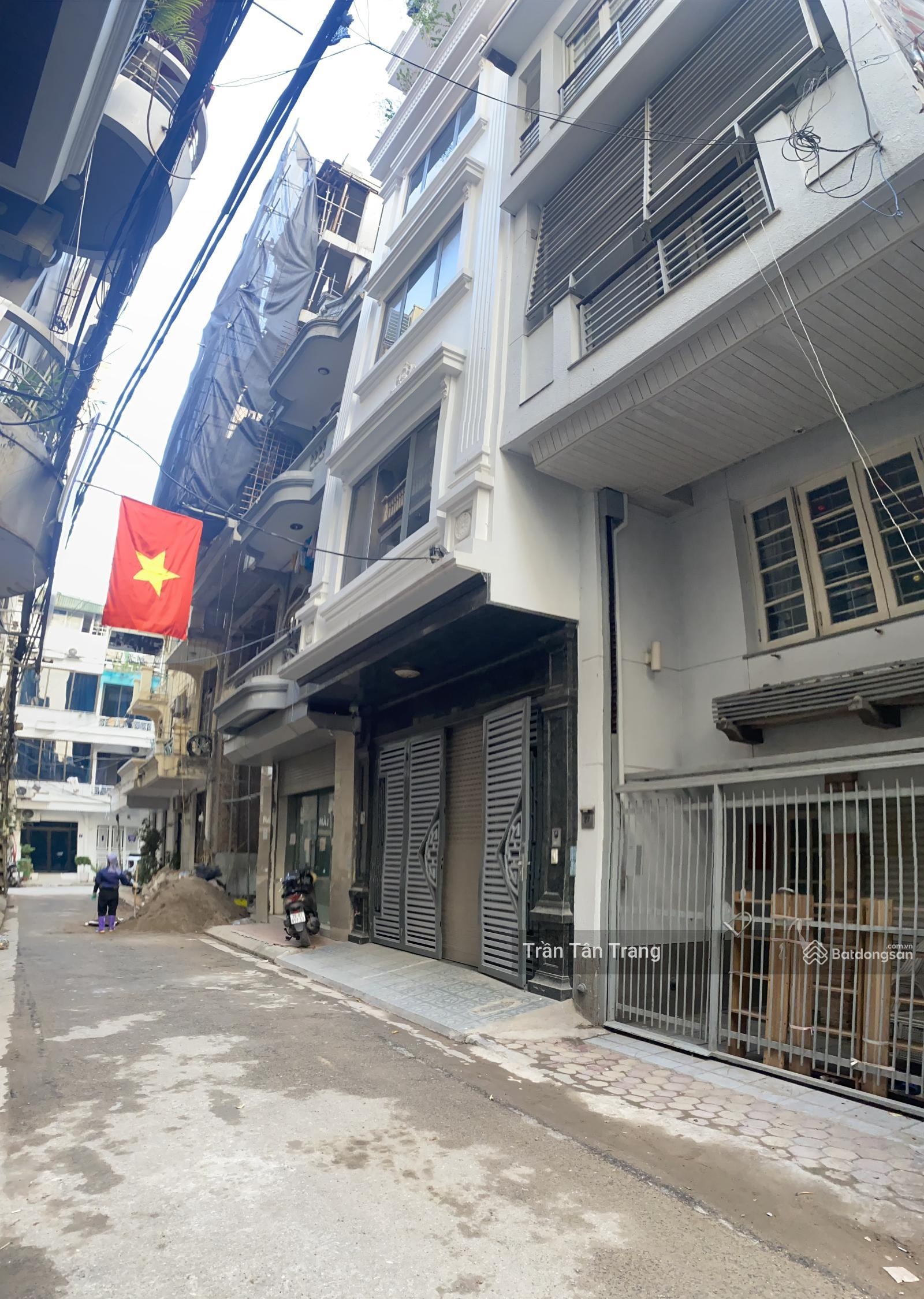 Hiếm ! Nhà phân lô Oto tránh, vỉa hè khu vực Trần Tử Bình, Hoàng Quốc Việt, dt 69m nhỉnh 23 tỷ