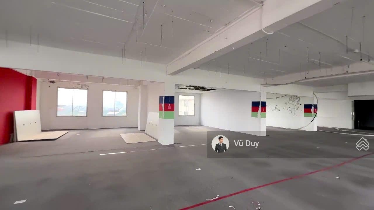 Cho thuê văn phòng Lê Đại Hành, Hai Bà Trưng DT 420m2 giá chỉ 70 triệu/tháng